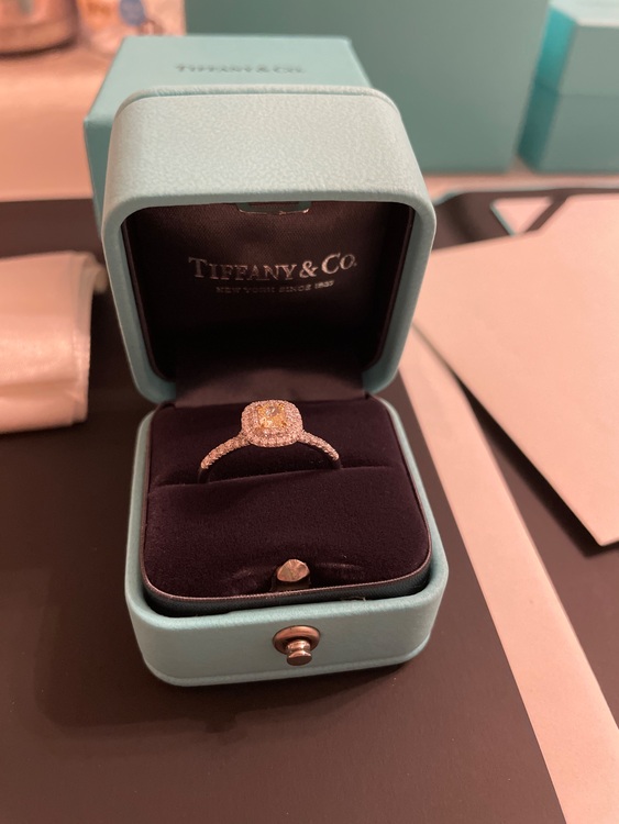 イエローダイヤ（宝石）の商品画像 - 査定依頼日：2025年10月29日 - 最高査定価格：800,000円