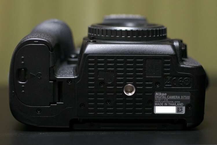 D7500 18-140 VR Kit（カメラ）の商品画像 - 査定依頼日：2026年4月4日 - 最高査定価格：60,000円