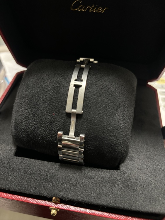 カルティエ タンク WSTA005（高級時計）の商品画像 - 査定依頼日：2025年4月20日 - 最高査定価格：450,000円