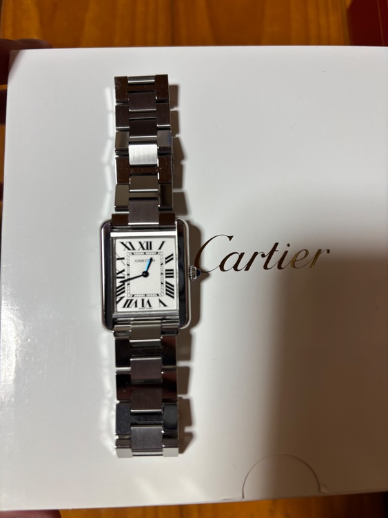 カルティエ タンク W520001（高級時計）の商品画像 - 査定依頼日：2025年8月30日 - 最高査定価格：380,000円