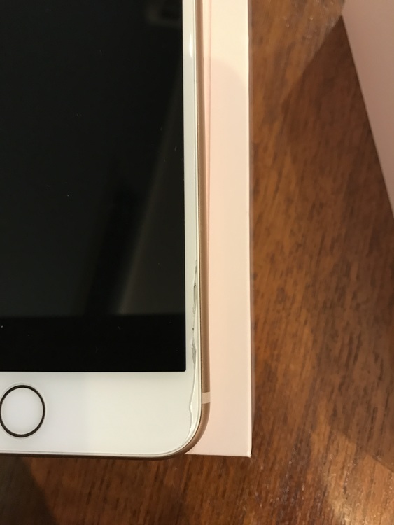 ピンクゴールド（スマホ）の商品画像 - 査定依頼日：2021年3月13日 - 最高査定価格：21,300円