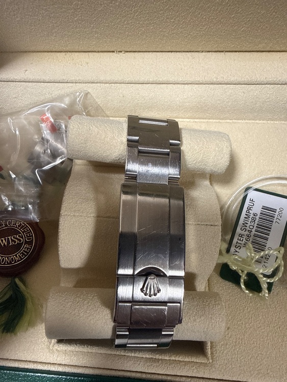 ロレックス エクスプローラー 21427（高級時計）の商品画像 - 査定依頼日：2025年11月27日 - 最高査定価格：1,100,000円