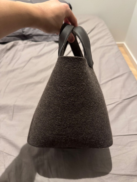 ピコタンロック　フェルト（ブランドバッグ）の商品画像 - 査定依頼日：2025年11月2日 - 最高査定価格：300,000円