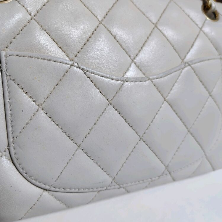 CHANEL　マトラッセ　ショルダーバッグ（ブランドバッグ）の商品画像 - 査定依頼日：2025年11月7日 - 最高査定価格：260,000円