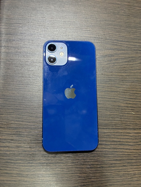 iPhone iPhone 12 mini 128GB SIMフリー（スマホ）の商品画像 - 査定依頼日：2026年10月4日 - 最高査定価格：9,000円