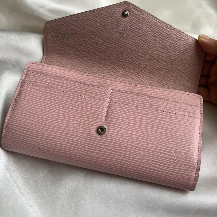 ルイヴィトン エピ （ブランドバッグ）の商品画像 - 査定依頼日：2025年6月16日 - 最高査定価格：30,000円