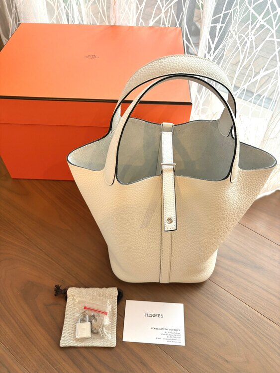 ピコタンロック mm（ブランドバッグ）の商品画像 - 査定依頼日：2025年4月19日 - 最高査定価格：570,000円