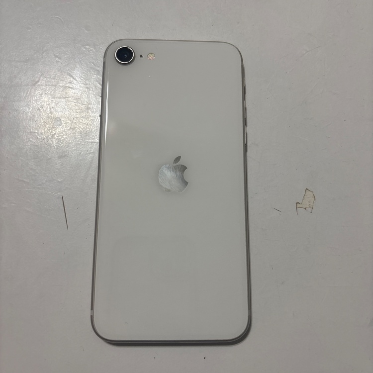 iPhone iPhone SE (第 3 世代) 128GB Softbank（スマホ）の商品画像 - 査定依頼日：2026年10月2日 - 最高査定価格：22,500円