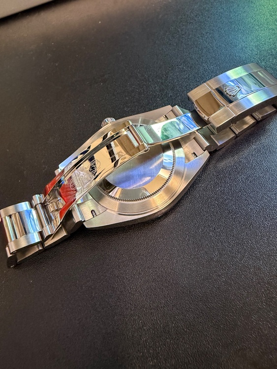 ロレックスデイトジャスト（高級時計）の商品画像 - 査定依頼日：2026年4月4日 - 最高査定価格：1,460,000円