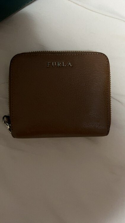 わかりません（ブランド財布・小物）の商品画像 - 査定依頼日：2025年4月11日 - 最高査定価格：1,000円