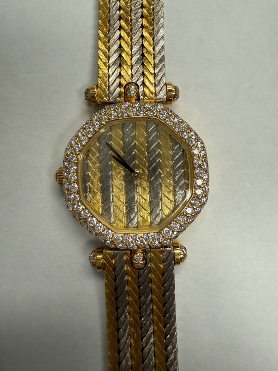 その他 ヴァン クリーフ＆アーペル （高級時計）の商品画像 - 査定依頼日：2025年10月2日 - 最高査定価格：1,700,000円