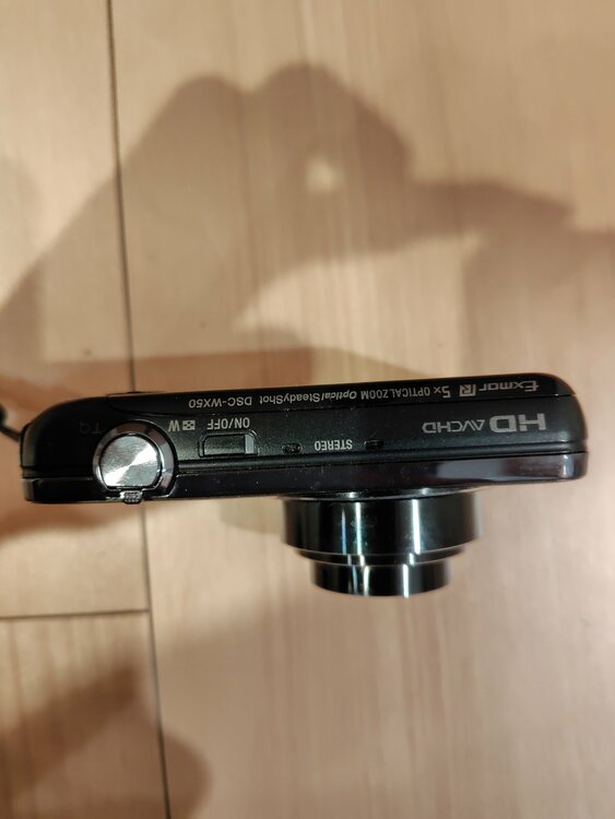 DSC-WX50（カメラ）の商品画像 - 査定依頼日：2026年2月12日 - 最高査定価格：4,000円