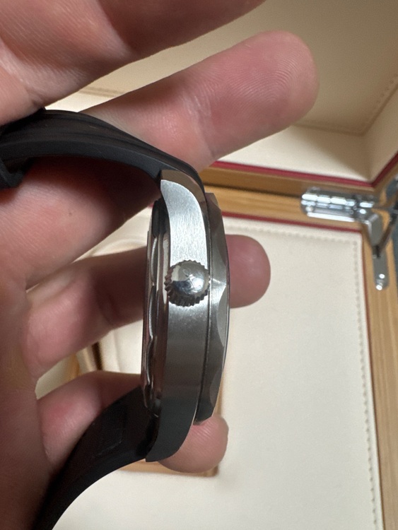 オメガ シーマスター Diver300（高級時計）の商品画像 - 査定依頼日：2025年7月14日 - 最高査定価格：600,000円