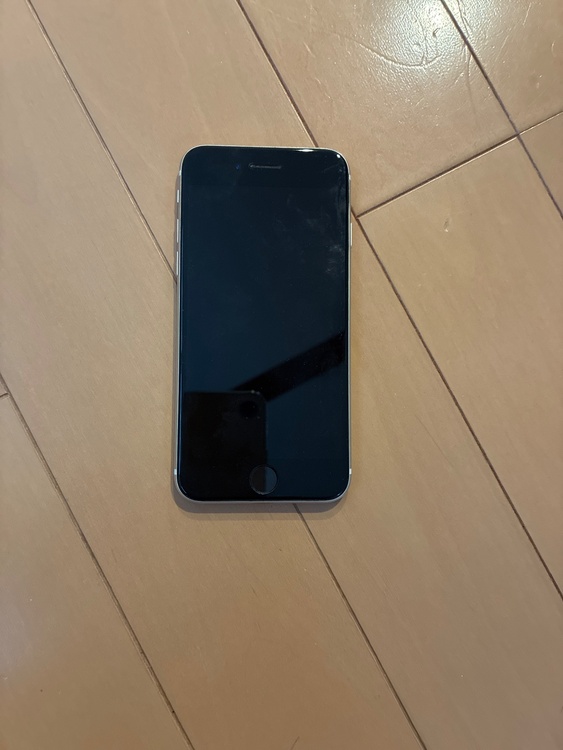 iPhone iPhone SE (第 3 世代) 64GB SIMフリー（スマホ）の商品画像 - 査定依頼日：2026年9月28日 - 最高査定価格：18,000円