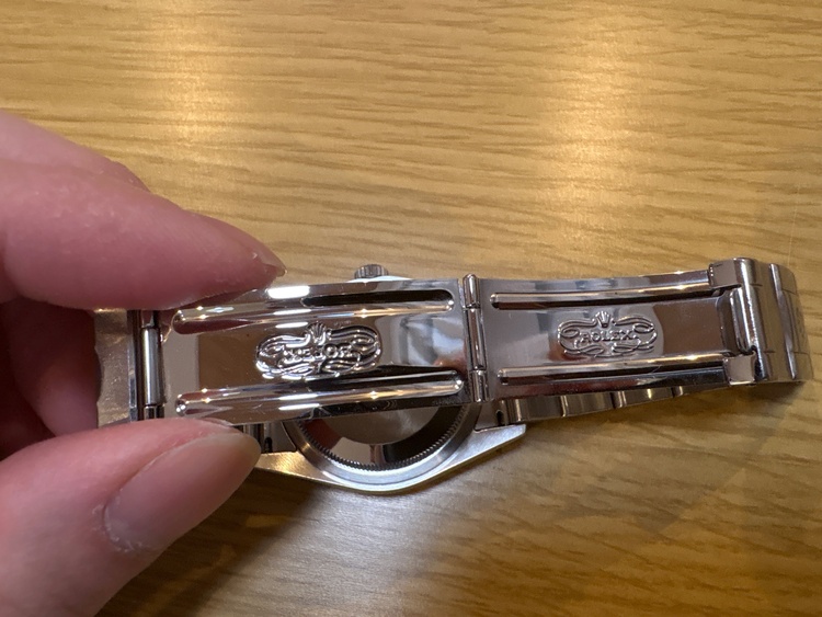 ロレックス エクスプローラー 114270（高級時計）の商品画像 - 査定依頼日：2026年1月14日 - 最高査定価格：950,000円