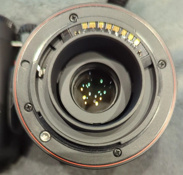 ソニーα300（カメラ）の商品画像 - 査定依頼日：2026年1月31日 - 最高査定価格：2,100円