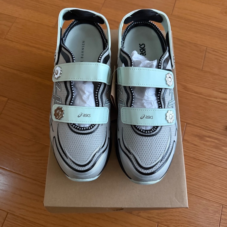 アシックスセシリーバンセンコラボ GEL-QUANTUM 360VIII（古着・ファッション）の商品画像 - 査定依頼日：2025年12月21日 - 最高査定価格：35,000円