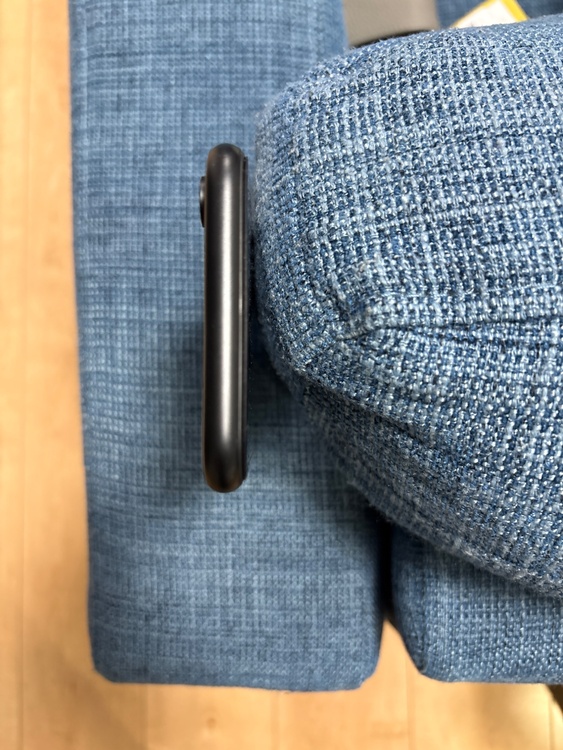 iPhoneXR 64GB Softbank（スマホ）の商品画像 - 査定依頼日：2026年2月23日 - 最高査定価格：14,000円