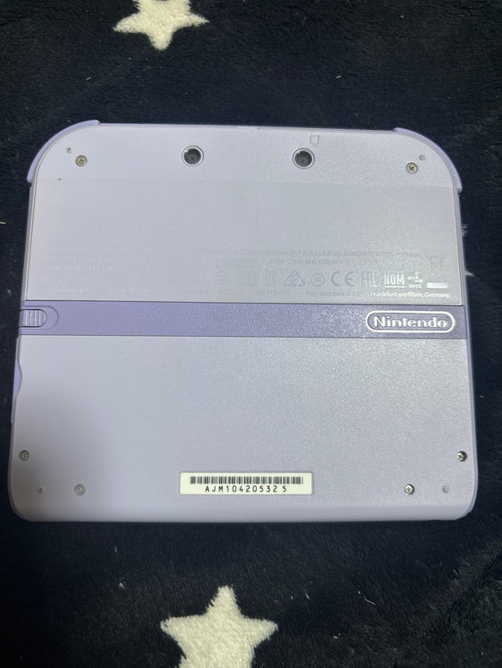 ニンテンドー2DSラベンダー（ゲーム機本体・ゲームソフト）の商品画像 - 査定依頼日：2026年8月14日 - 最高査定価格：100,000円