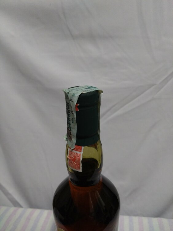 ラガヴーリン16年（お酒）の商品画像 - 査定依頼日：2026年4月6日 - 最高査定価格：11,000円