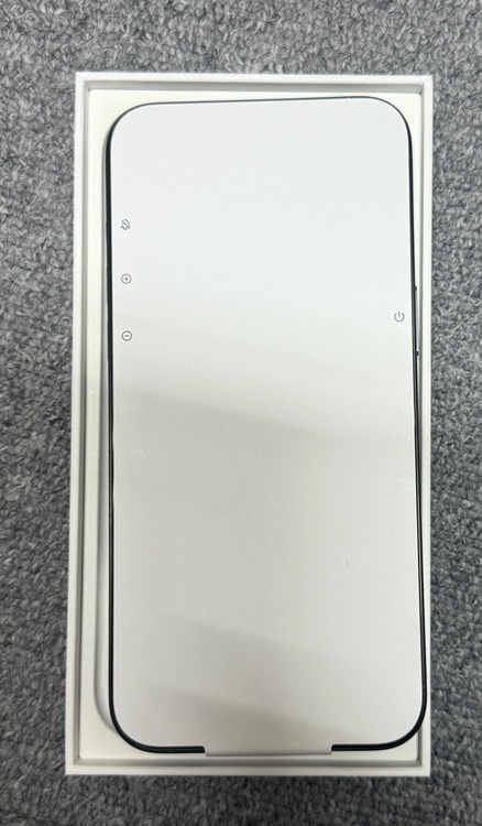 iPhone 15 Pro Max 256GB SIMフリー（スマホ）の商品画像 - 査定依頼日：2025年8月28日 - 最高査定価格：126,000円