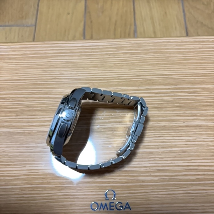 オメガ シーマスターアクアテラ コーアクシャル GMTクロノグラフ231.10.（高級時計）の商品画像 - 査定依頼日：2025年10月10日 - 最高査定価格：570,000円