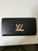 ルイヴィトン エピ （ブランドバッグ）の商品画像 - 査定依頼日：2026年4月15日 - 最高査定価格：80,000円