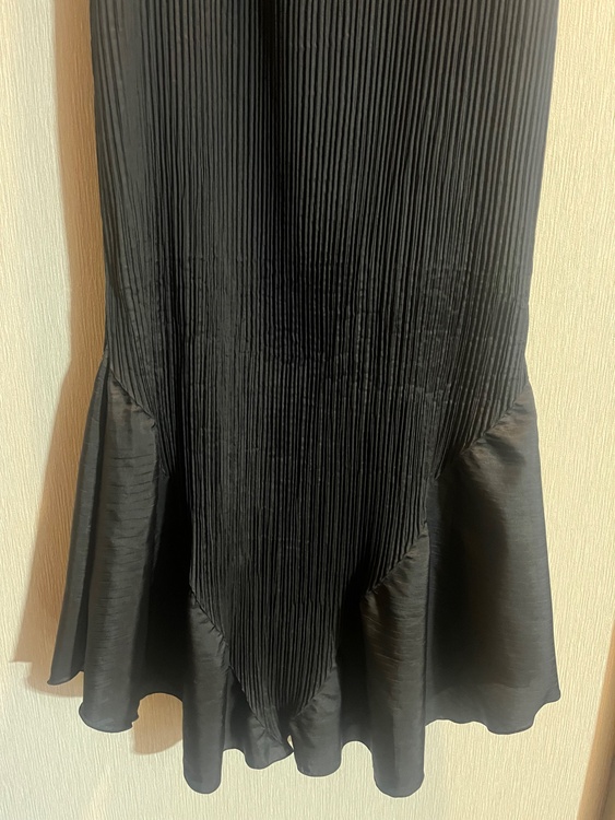 黒ロングドレス（古着・ファッション）の商品画像 - 査定依頼日：2026年4月7日 - 最高査定価格：5,000円