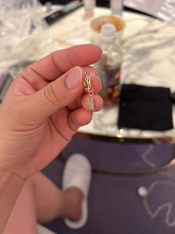 SAINT LAURENT サンローラン YSL アクセサリー ピアス カサンド（古着・ファッション）の商品画像 - 査定依頼日：2026年2月25日 - 最高査定価格：100,000円