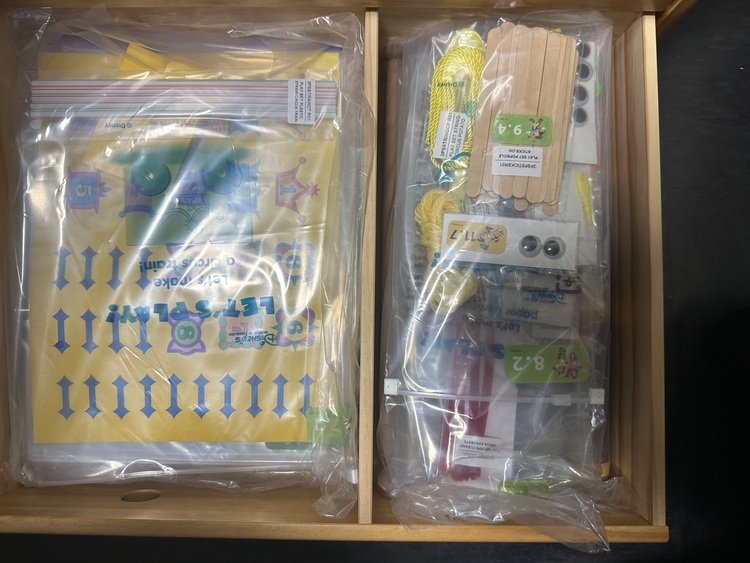 ワールドファミリー2016（古本）の商品画像 - 査定依頼日：2025年9月2日 - 最高査定価格：30,000円