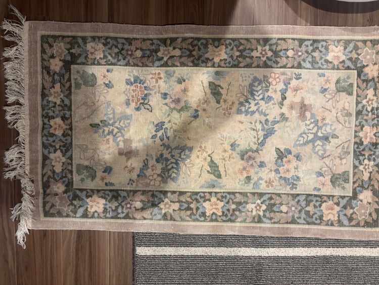 ラグ（美術品・骨董品）の商品画像 - 査定依頼日：2026年5月25日 - 最高査定価格：100,000円