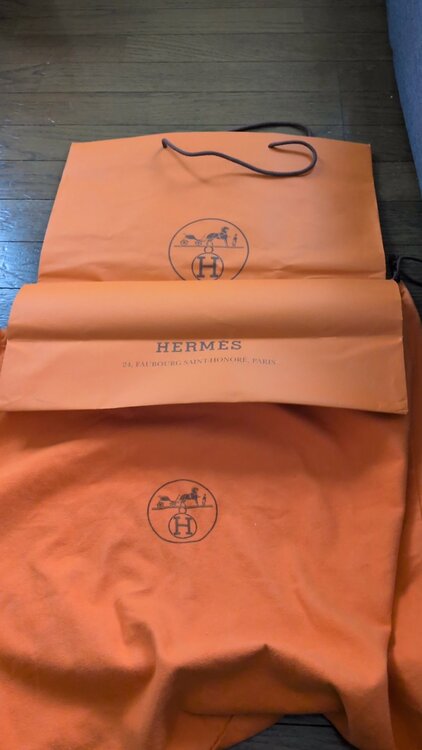 PM（ブランドバッグ）の商品画像 - 査定依頼日：2026年2月5日 - 最高査定価格：100,000円