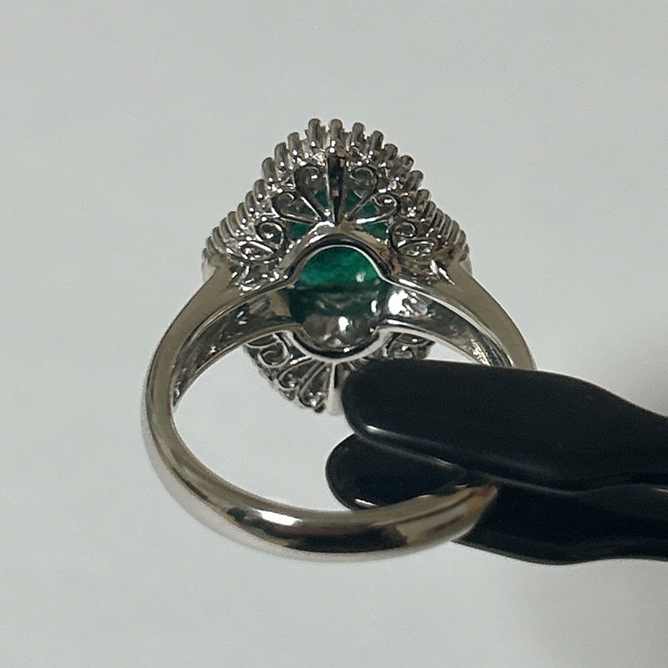 エメラルドリング（金・貴金属）の商品画像 - 査定依頼日：2026年4月10日 - 最高査定価格：100,000円