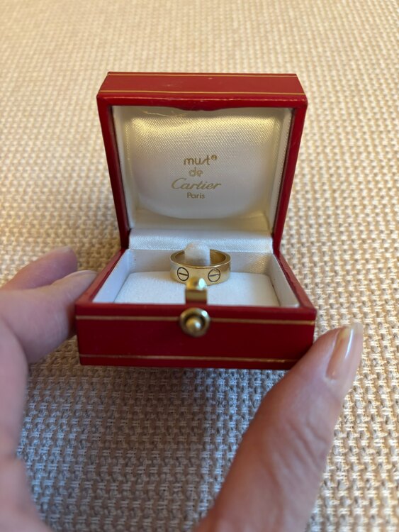 カルティエ　ラブリング（金・貴金属）の商品画像 - 査定依頼日：2025年1月25日 - 最高査定価格：125,000円