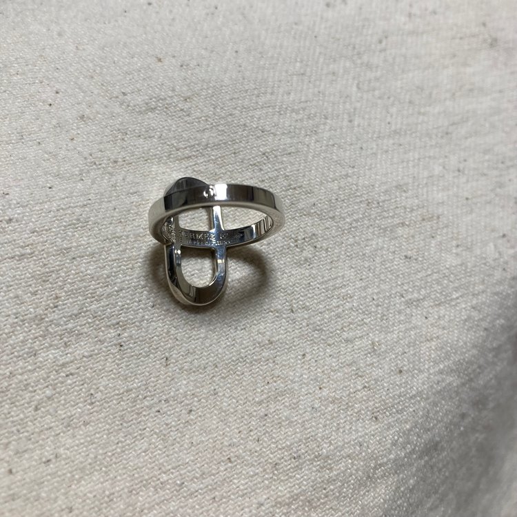 エルメス シェーヌダンクル SV925 リング（金・貴金属）の商品画像 - 査定依頼日：2023年9月27日 - 最高査定価格：40,000円