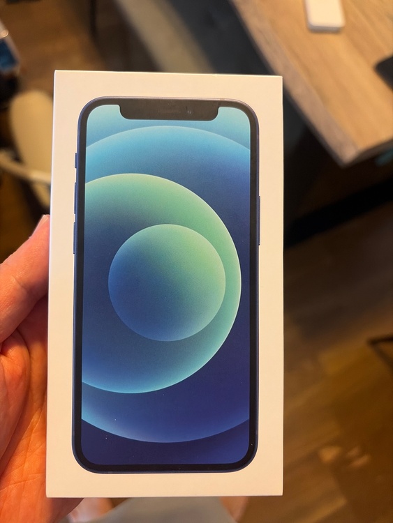 iPhone iPhone 12 mini 64GB Softbank（スマホ）の商品画像 - 査定依頼日：2026年10月5日 - 最高査定価格：14,000円