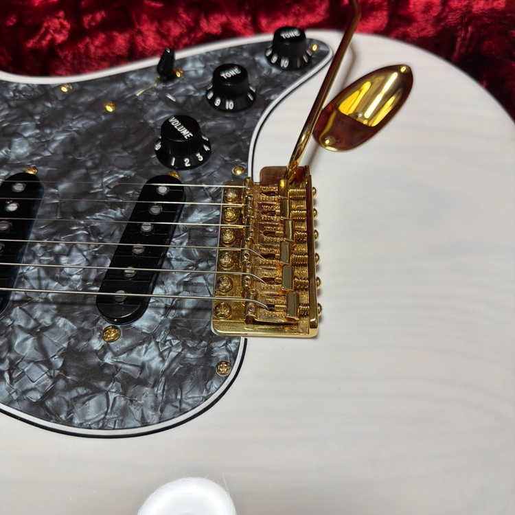 Fender FSR Limited Edition American Vint（ピアノ・楽器・PA機材）の商品画像 - 査定依頼日：2026年5月12日 - 最高査定価格：150,000円