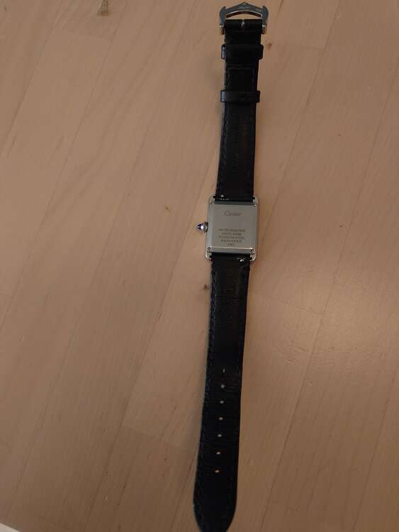 カルティエ タンク （高級時計）の商品画像 - 査定依頼日：2025年4月16日 - 最高査定価格：390,000円