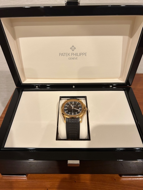 パテックフィリップ アクアノート 5167q（高級時計）の商品画像 - 査定依頼日：2025年9月5日 - 最高査定価格：13,000,000円