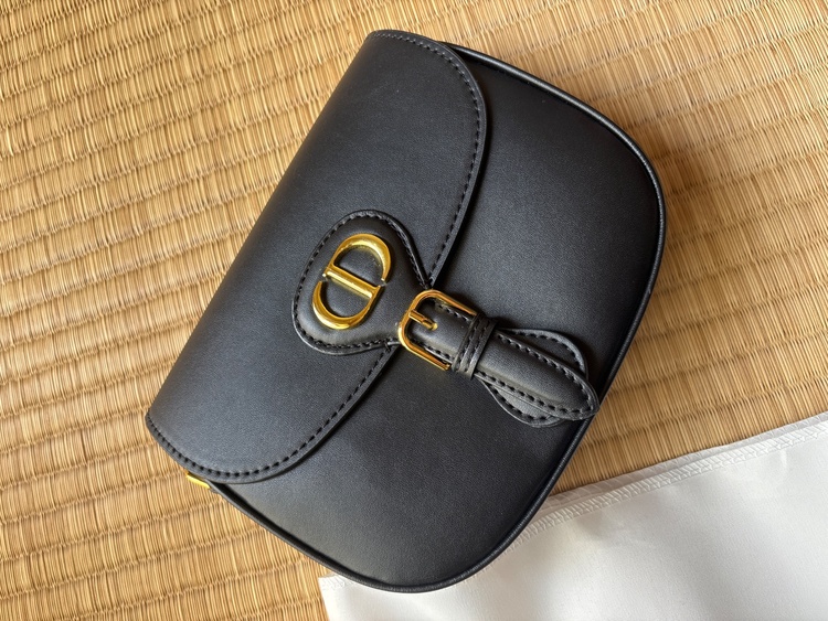 ディオール  （ブランドバッグ）の商品画像 - 査定依頼日：2026年3月28日 - 最高査定価格：170,000円