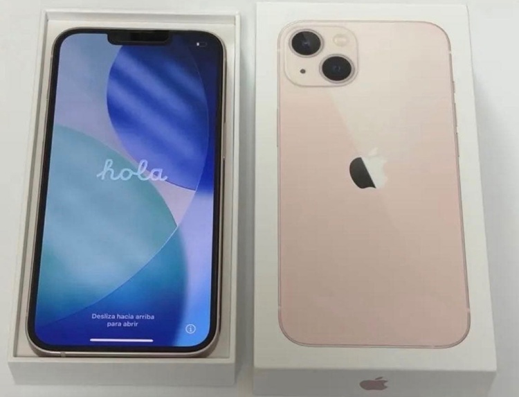 iPhone iPhone 13 128GB SIMフリー（スマホ）の商品画像 - 査定依頼日：2026年9月26日 - 最高査定価格：37,000円