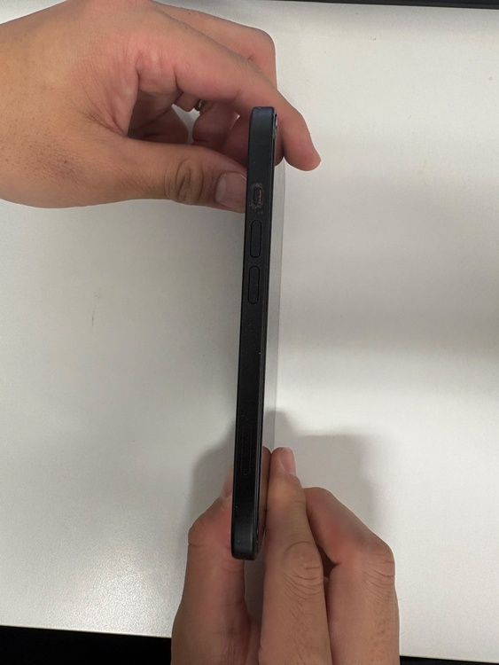 iPhone 15 128GB SIMフリー（スマホ）の商品画像 - 査定依頼日：2026年2月27日 - 最高査定価格：53,000円