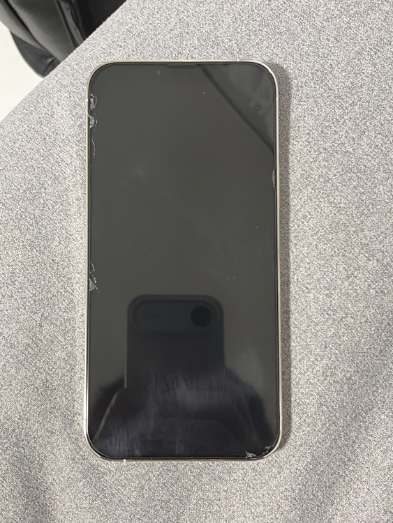 iPhone iPhone 13 Pro Max 128GB Softbank（スマホ）の商品画像 - 査定依頼日：2026年9月16日 - 最高査定価格：61,000円