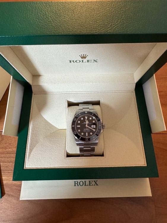 ロレックス サブマリーナー 126610lm（高級時計）の商品画像 - 査定依頼日：2026年2月12日 - 最高査定価格：2,300,000円