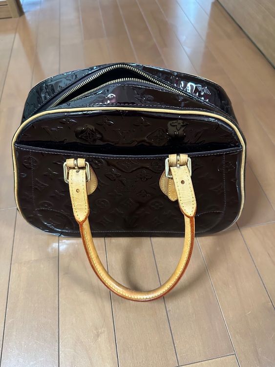 ヴィトン　ヴェルニ（ブランドバッグ）の商品画像 - 査定依頼日：2025年6月8日 - 最高査定価格：70,000円