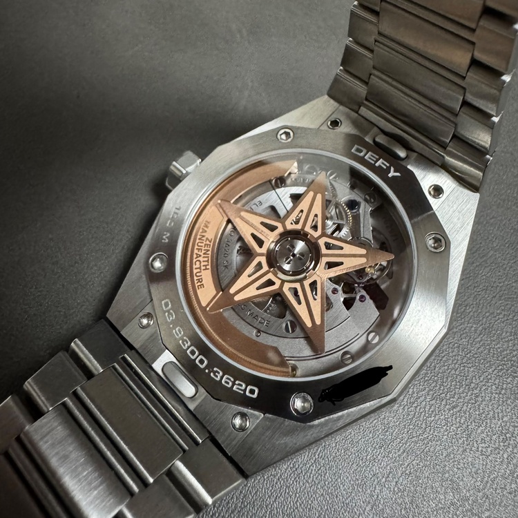 デファイ　スカイライン（高級時計）の商品画像 - 査定依頼日：2026年2月6日 - 最高査定価格：970,000円