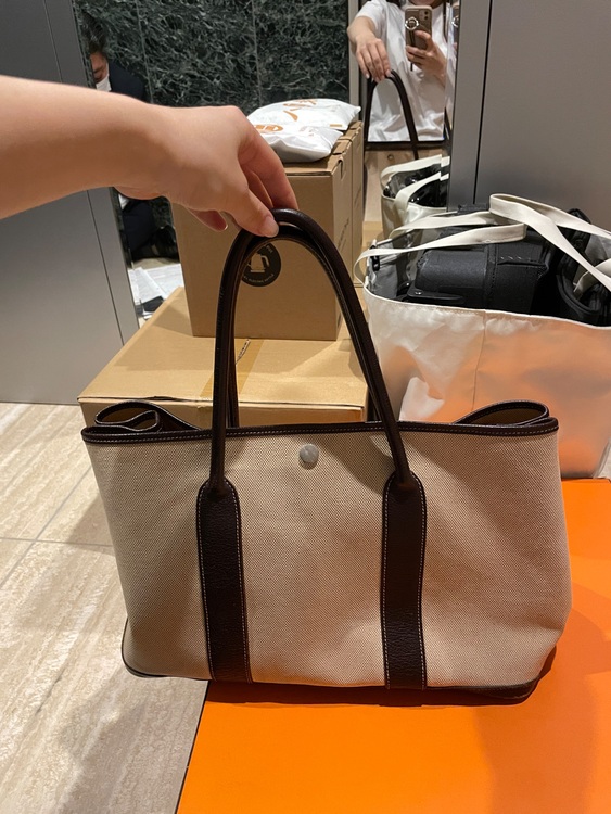 ガーデンパーティ（ブランドバッグ）の商品画像 - 査定依頼日：2025年10月30日 - 最高査定価格：43,000円