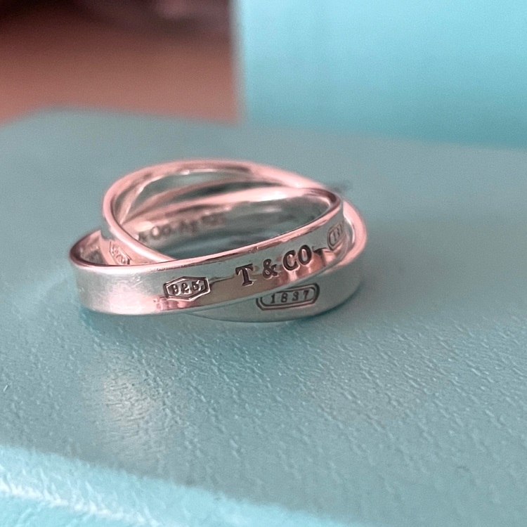 Tiffany & Co. シルバー925 インターロッキング サークル リング（金・貴金属）の商品画像 - 査定依頼日：2025年8月17日 - 最高査定価格：15,000円