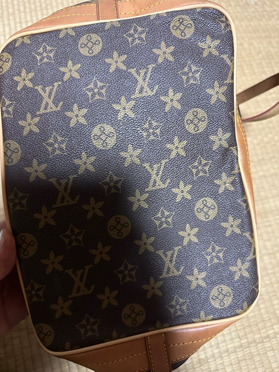 バッグ（ブランドバッグ）の商品画像 - 査定依頼日：2025年5月30日 - 最高査定価格：14,000円