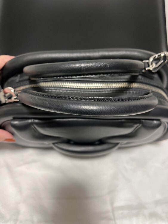 ピエールアルディ　アルファボーリングバッグ（ブランドバッグ）の商品画像 - 査定依頼日：2024年12月30日 - 最高査定価格：65,000円